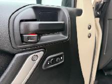 2017 Jeep Wrangler Sahara 4WD - Photo 13