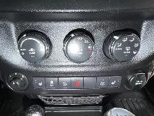 2017 Jeep Wrangler Sahara 4WD - Photo 21