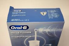Oral-B water flosser advanced Brand New in box - Photo 7