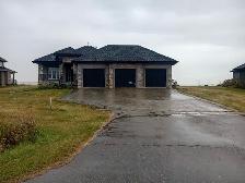 Country Living Brand new 6 bedroom available now