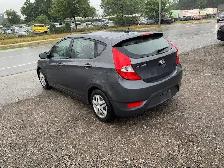 2012 Hyundai accent  certified - Photo 7