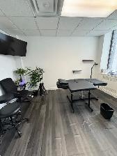 600sf - Office/Service Space: $2,225/Mo   HST UTILITIES INCLUDED - Photo 7