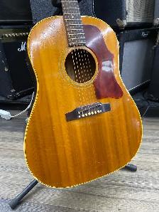 Vintage Gibson 1965 J50ADJ Acoustic Guitar - Photo 3