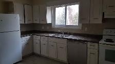 Beautiful 3 Bedroom Semi in Central Sarnia - Photo 6