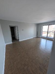Lovely One Bedroom Available!! - Photo 2