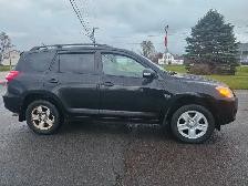 2010 Toyota Rav four 4WD 6 cylinder automatic keyless entry