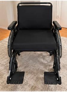 Premium Medical Wheelchair | Extra Wide 24" Seat | Like New - Photo 2
