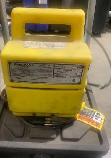 Enerpac PUD1101B Electric Hydraulic Pump 115V 700 Bar/ 10,000 PS - Photo 2