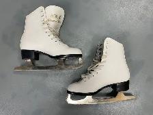 Women’s Skates