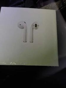 BRAND NEW BLUETOOTH HEADPHONES