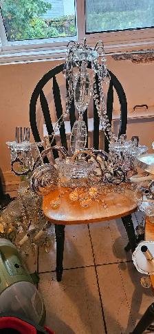 2 chandelier for sell, good condition.