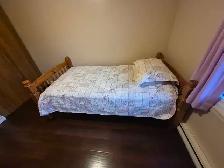 Single Bunk Bed .. Solid Pine, bedding Free city delivery! - Photo 4