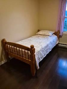 Single Bunk Bed .. Solid Pine, bedding Free city delivery! - Photo 8
