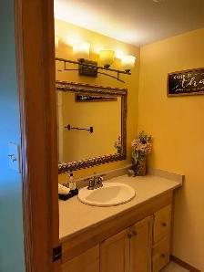 2300 Sq Foot 4 Bedroom in Armstrong - Photo 4