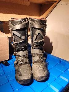 LEATT 5.5 boots - Photo 3