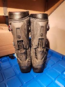 LEATT 5.5 boots - Photo 4