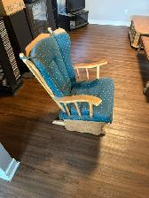 Glider Rocker Chair For Sale - Photo 4