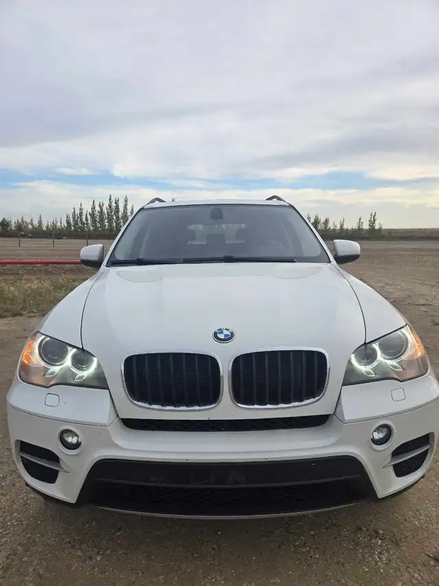 Nice bmw x5e70 2013,