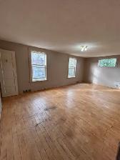 1-Bedroom Westfort Apartment - Photo 2