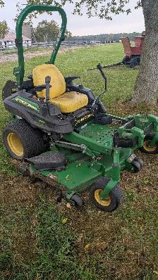 John Deere 72' Zero Turn Mower - Photo 2