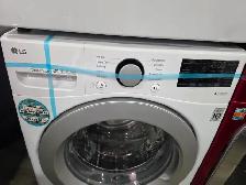 LG 27' White Front-Load Stackable Washer & GAS Dryer Set - Photo 3