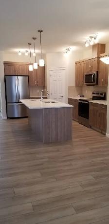 1750 sqft Large 2-tory Duplex in Carrington NW Calgary for Rent - Photo 3