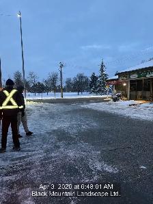 Snow Labourer’s – 4:00 AM Starts – Driver’s Licence Requi - Photo 4