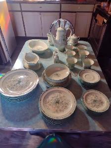 Noritake Paradise Dinnerware Set