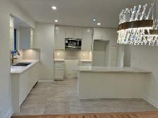 3 bedroom upper unit - Photo 2