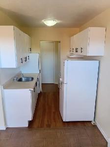2685 King St E, Hamilton - 1 Bedroom Apt Available! - Photo 3