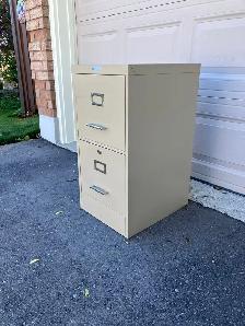 LETTER SIZE 2 DRAWER FILING CABINET - GREAT SHAPE! - Photo 2