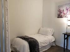 Down Town Vaughan Condo for Rent - Photo 4