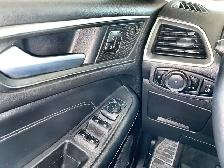 2024 Ford Edge Titanium AWD Leather, Moonroof, Rear Camera, Heat - Photo 21
