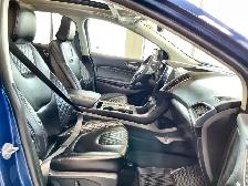 2024 Ford Edge Titanium AWD Leather, Moonroof, Rear Camera, Heat - Photo 32
