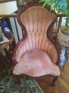 QUEEN ANNE ORIGINAL- ANTIQUE/VINTAGE ARMCHAIR - Photo 10