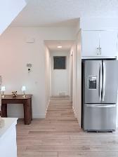 Private Sale-Modern Townhouse in Aspen - Photo 7
