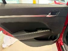 2020 Hyundai ELANTRA PREFERRED PKG | 2.0L | APPLE CAR PLAY | 1 O - Photo 25