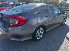 2017 Honda Civic LX, Bluetooth, Back-Up-Camera, Heated Seats - Photo 7
