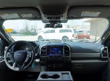 2022 Ford F-350 XLT 4WD - DUALLY - 6.7L SCORPION Tommy Gate - Photo 2