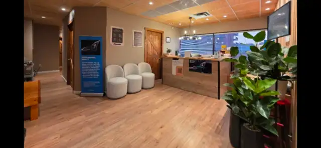 Calgary Beltline Massage Clinic for Sale – 5 Rooms – $60,000