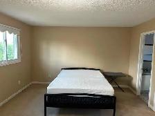 Private Rooms | Private or Shared Bath | Wi-Fi   Parking - Photo 4