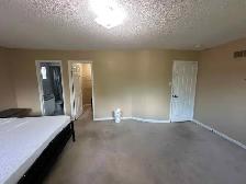 Private Rooms | Private or Shared Bath | Wi-Fi   Parking - Photo 6