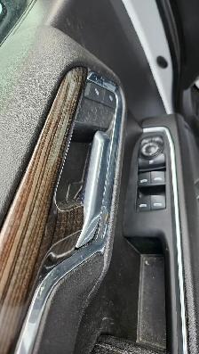 2023 Chevrolet Silverado 1500 LT Crew Cab 4x4, 5.3L, Super Clean - Photo 10