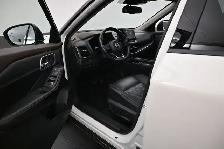 2022 Nissan Rogue Platinum Leather I Panoramic Sunroof I Heated - Photo 13