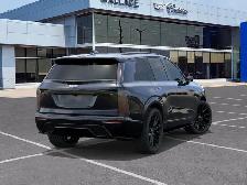 2027 Cadillac VISTIQ Awd 4dr Platinum - Photo 8