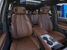 2027 Cadillac VISTIQ Awd 4dr Platinum - Photo 19