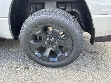 2027 Ram 1500 Express - Photo 8