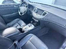 2012 Hyundai Genesis - Photo 8