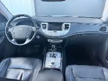 2012 Hyundai Genesis - Photo 13