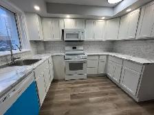 WELCOME TO 57 PORTLAND STREET - ONE BEDROOM APARTMENT AVAILABLE - Photo 2